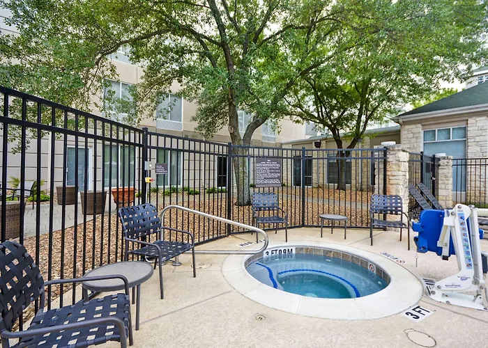 Hilton Garden Austin Hotel 3*