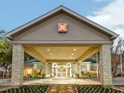 Hilton Garden Austin 3*